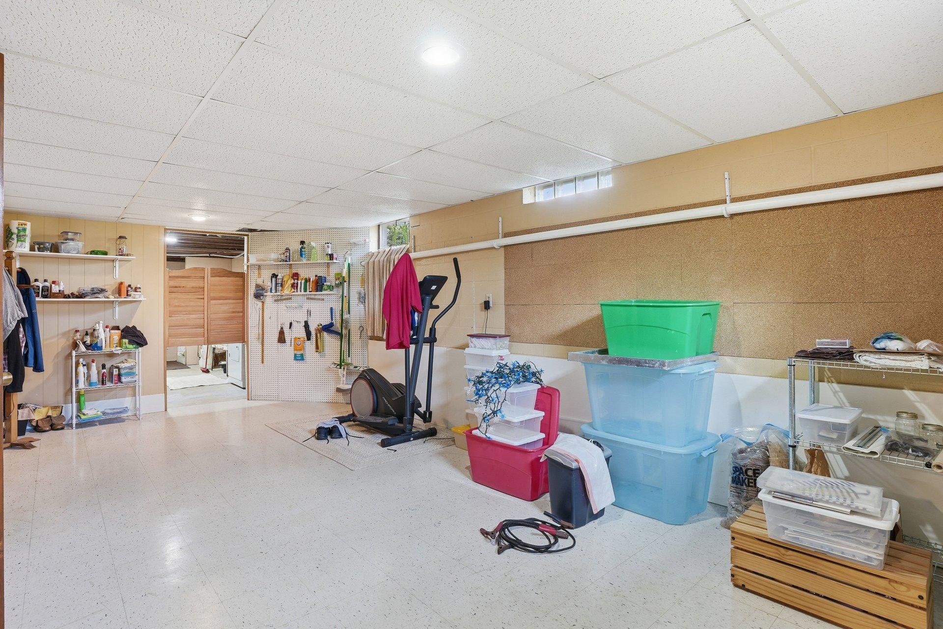 Utility Storage Area - so much space