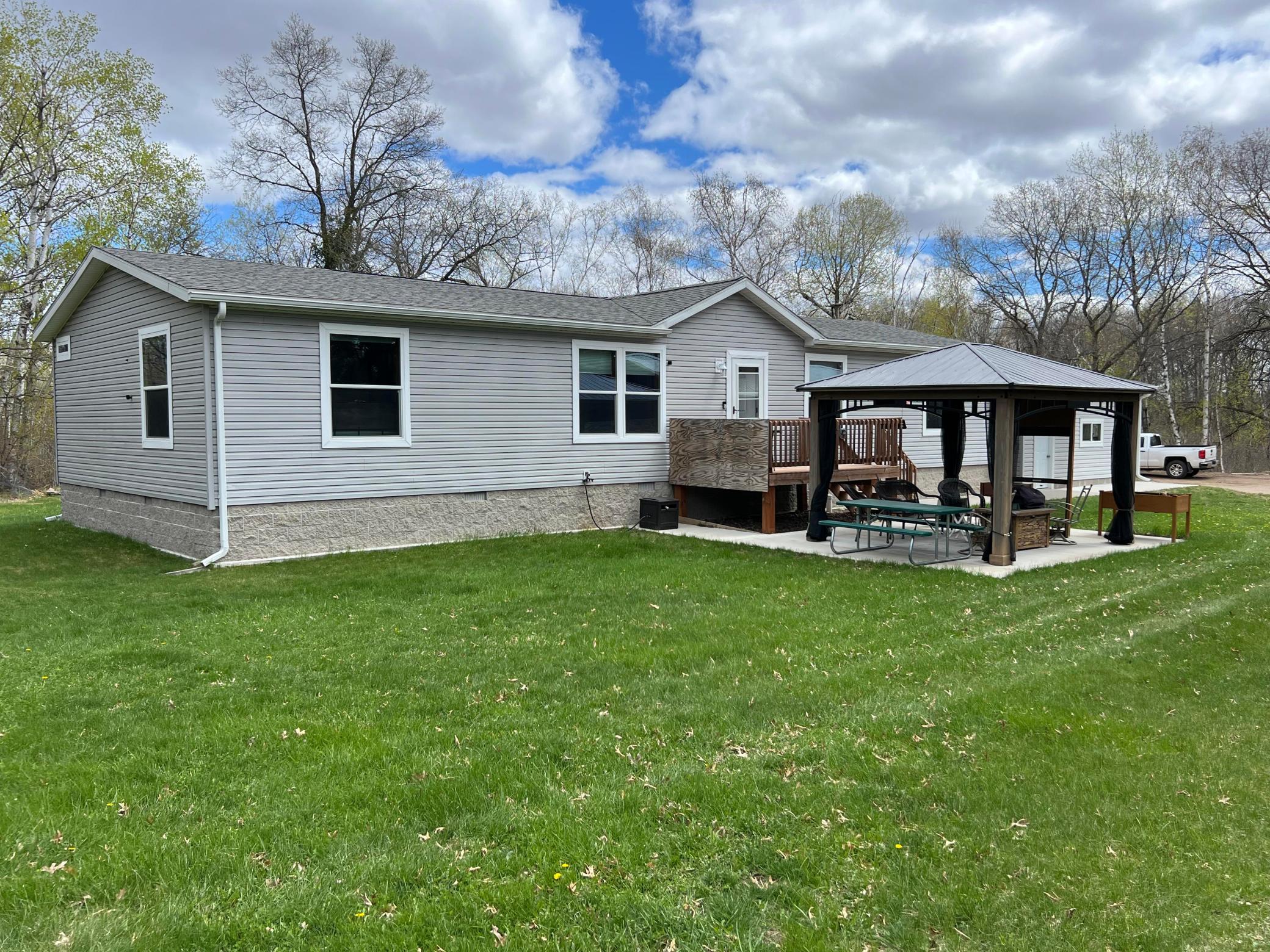 382 Cty Rd 8