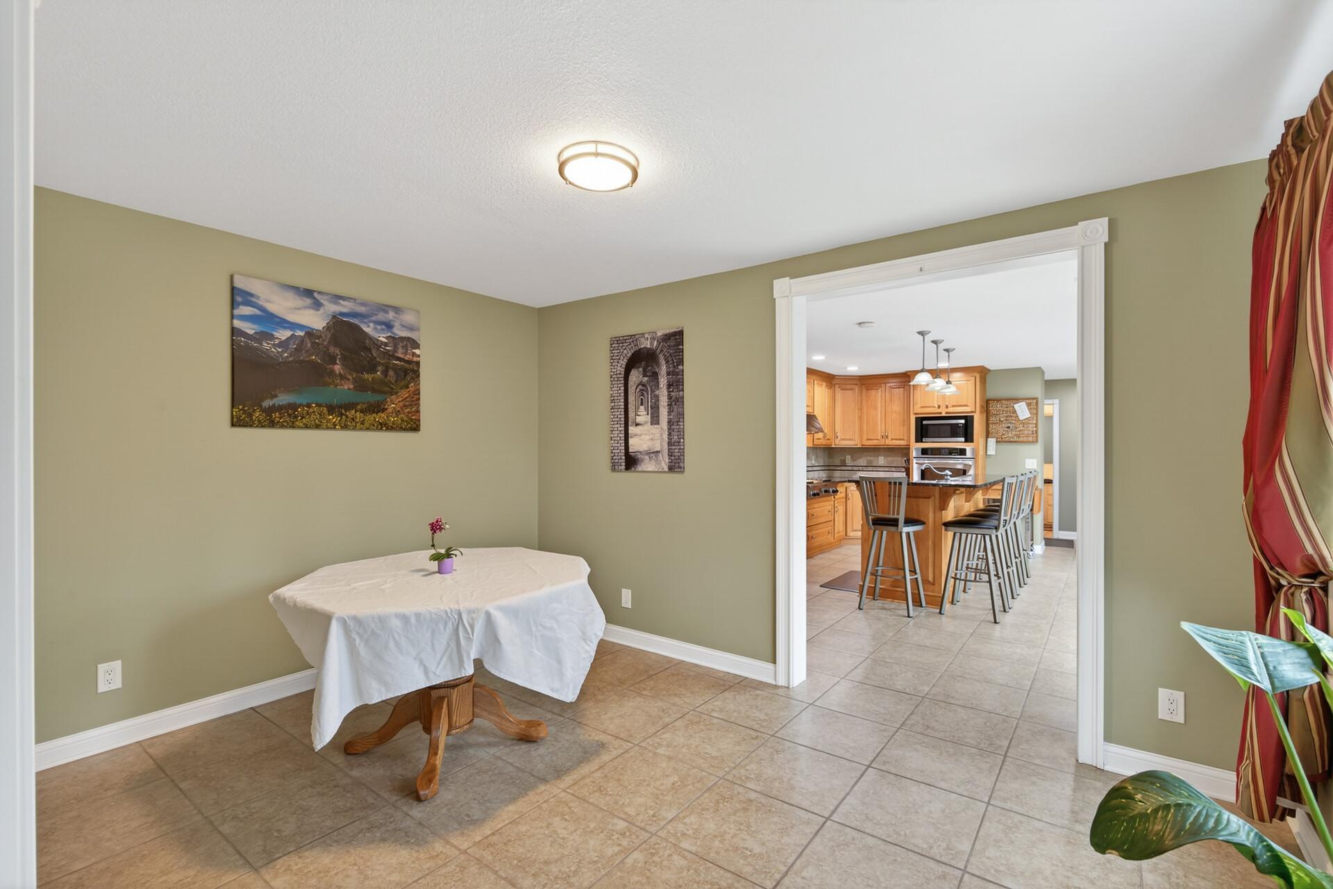 Wonderful dining room