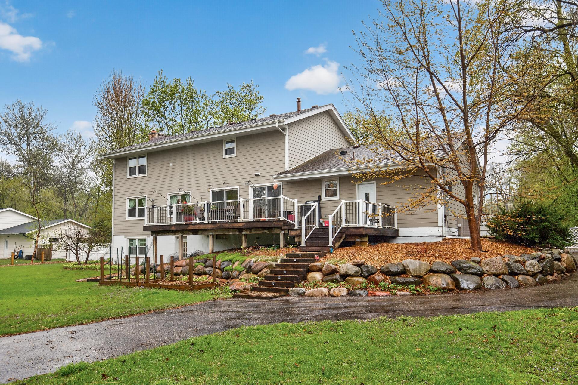 Nicely landscaped yard