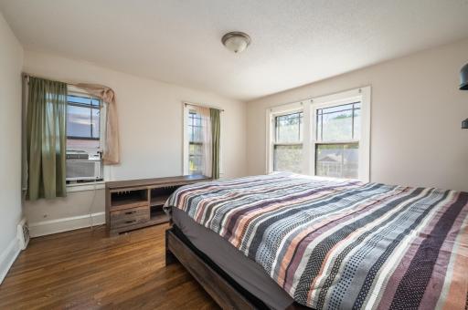 3242 Newton Avenue N, Minneapolis, MN 55412