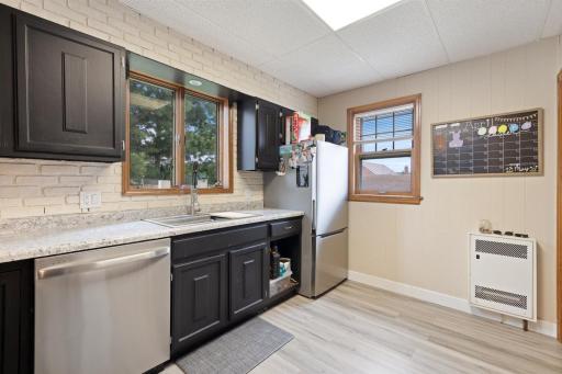 610 11th St S, Virginia, MN 55792