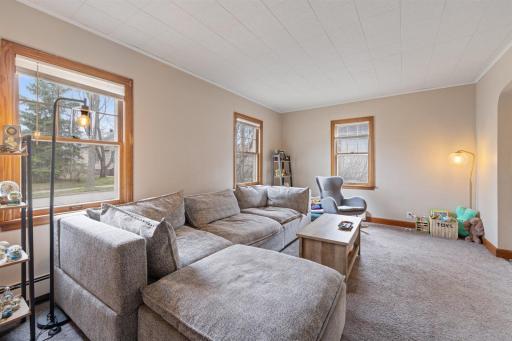 610 11th St S, Virginia, MN 55792