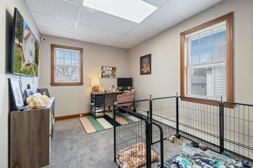 610 11th St S, Virginia, MN 55792