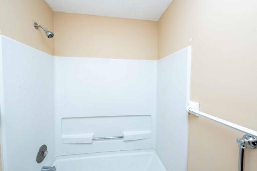 7552 15th Street Lane N, Saint Paul, MN 55128