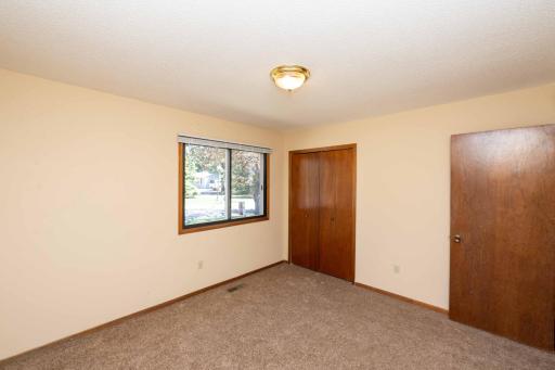 7552 15th Street Lane N, Saint Paul, MN 55128