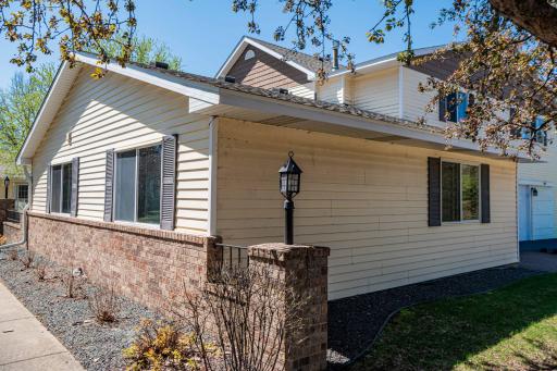 7552 15th Street Lane N, Saint Paul, MN 55128