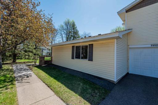 7552 15th Street Lane N, Saint Paul, MN 55128