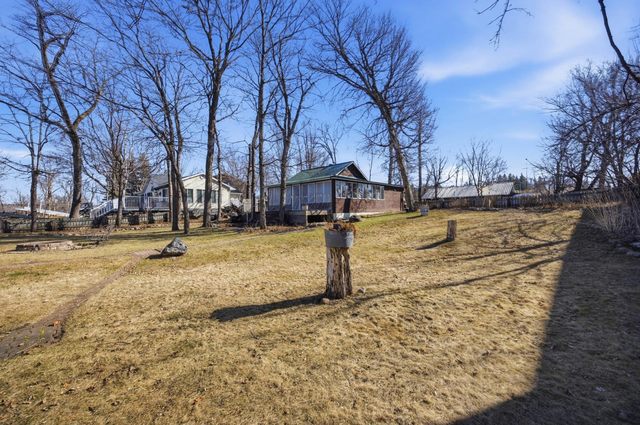 100' Lot with Perfect Elevation
