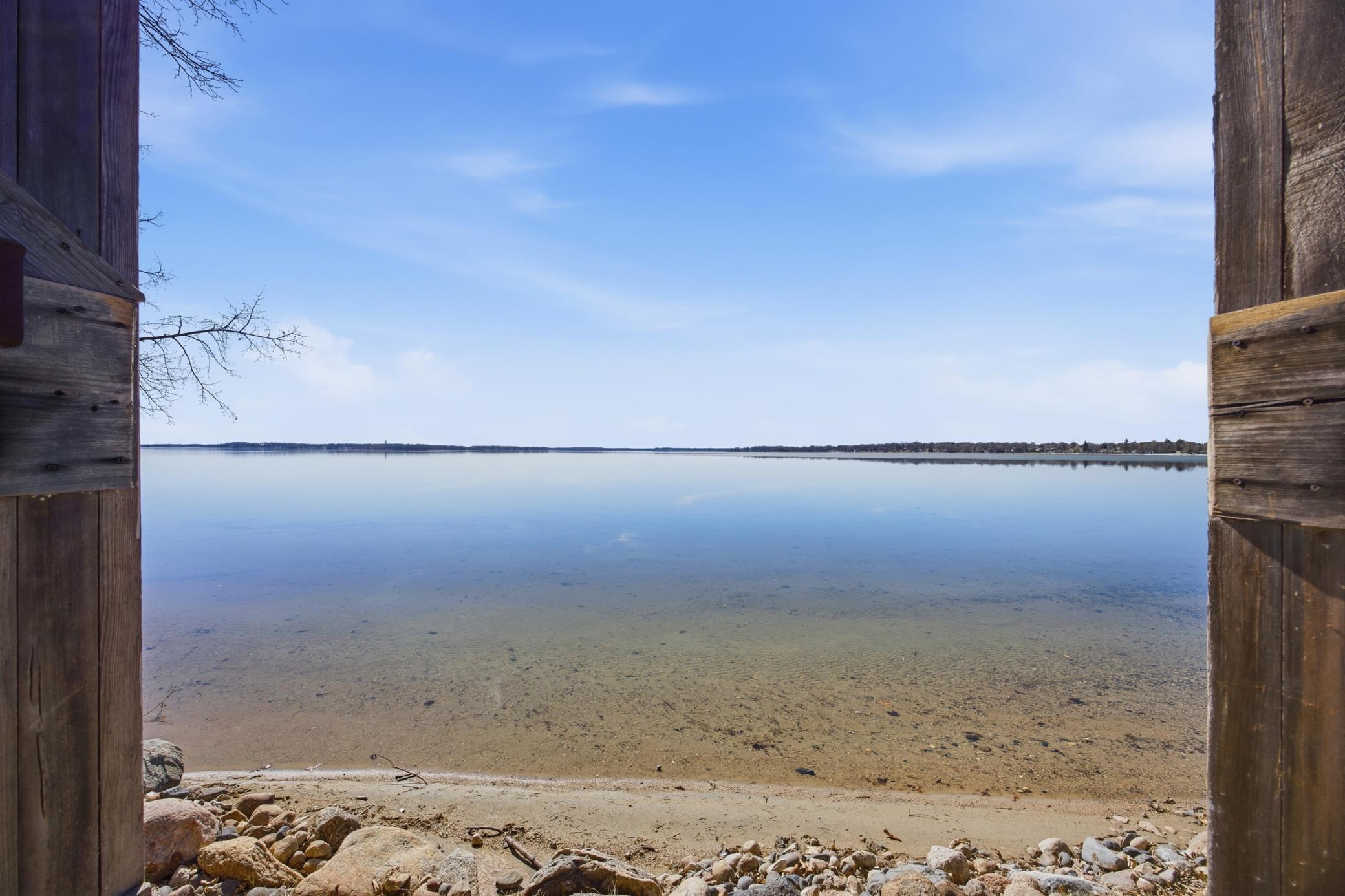 Hard Sand Bottom - West Views