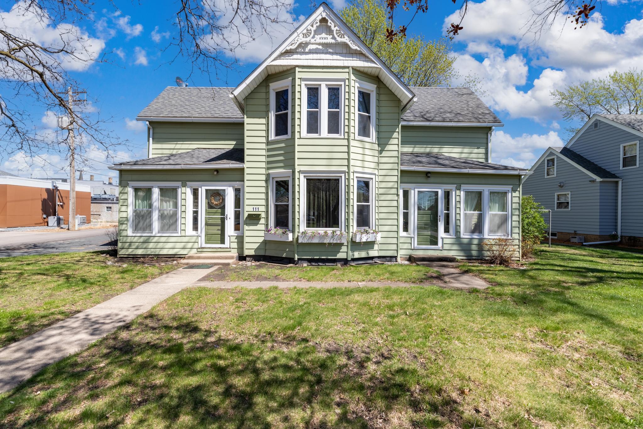 Welcome to 111 S Willow Street!