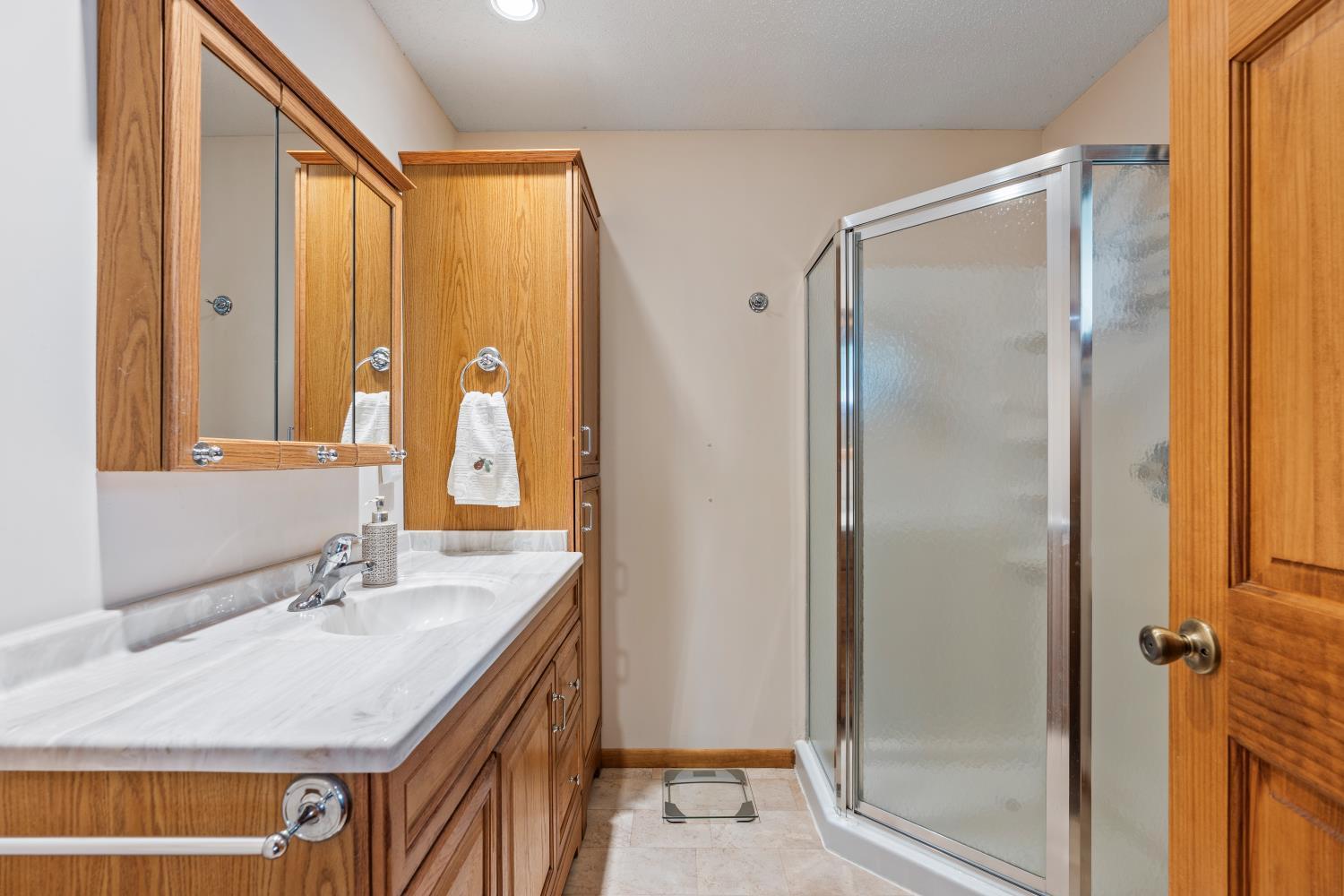 3/4 Bathroom