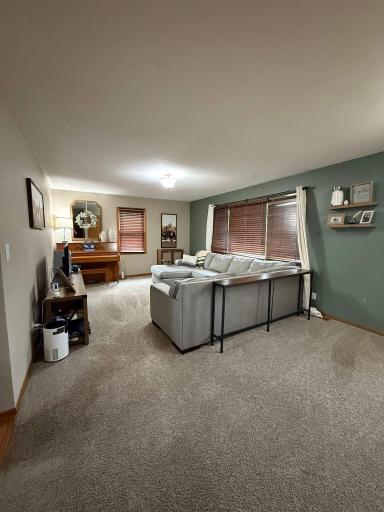 602 E Jessie St, Rushford, MN 55971