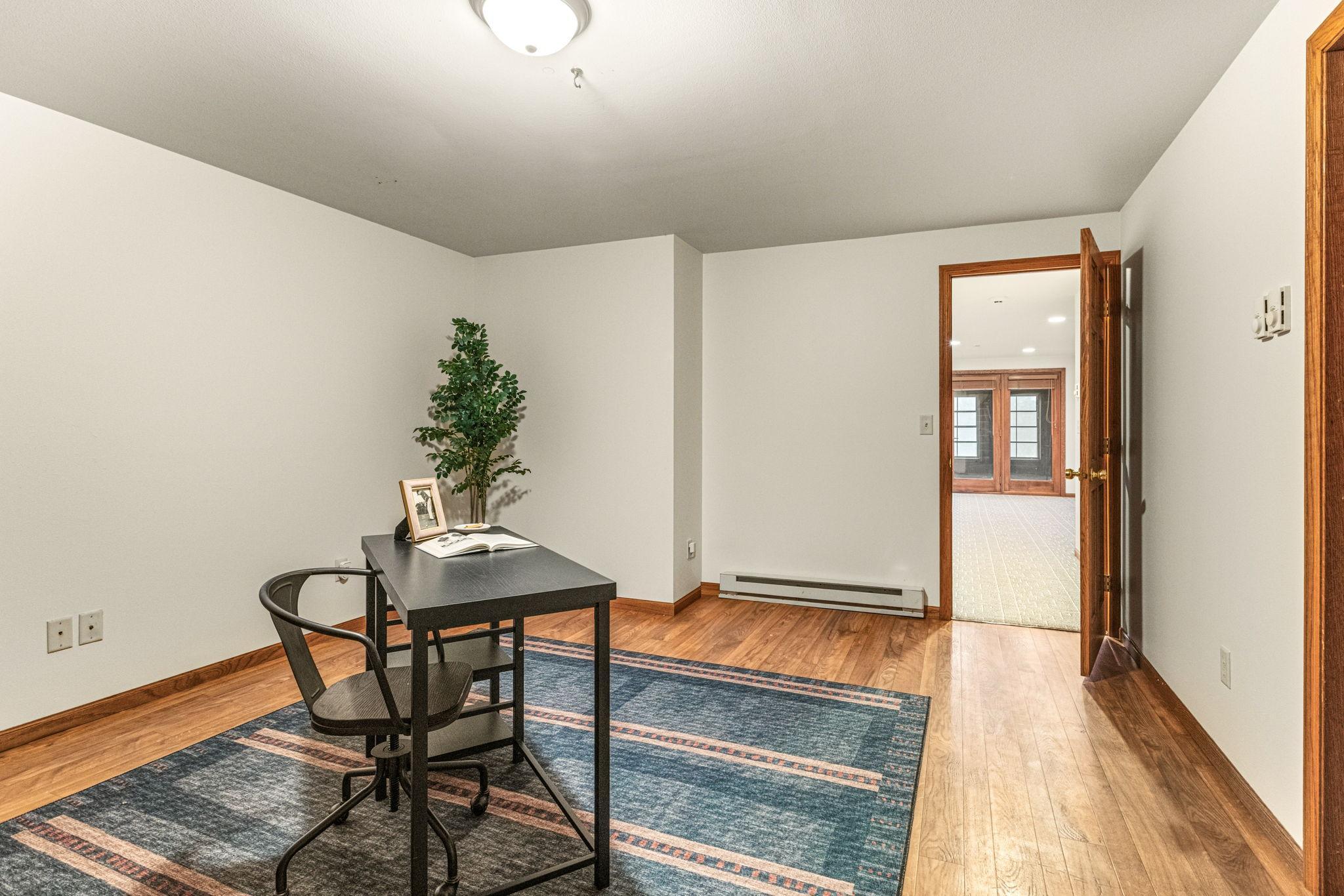 31-web-or-mls-2608 Princeton (31).jpg