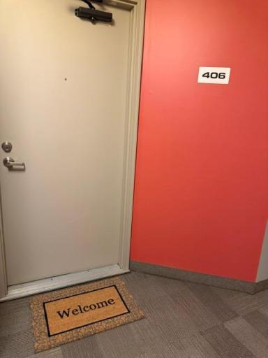 Well-maintained, top floor unit! Elevator or stair access.