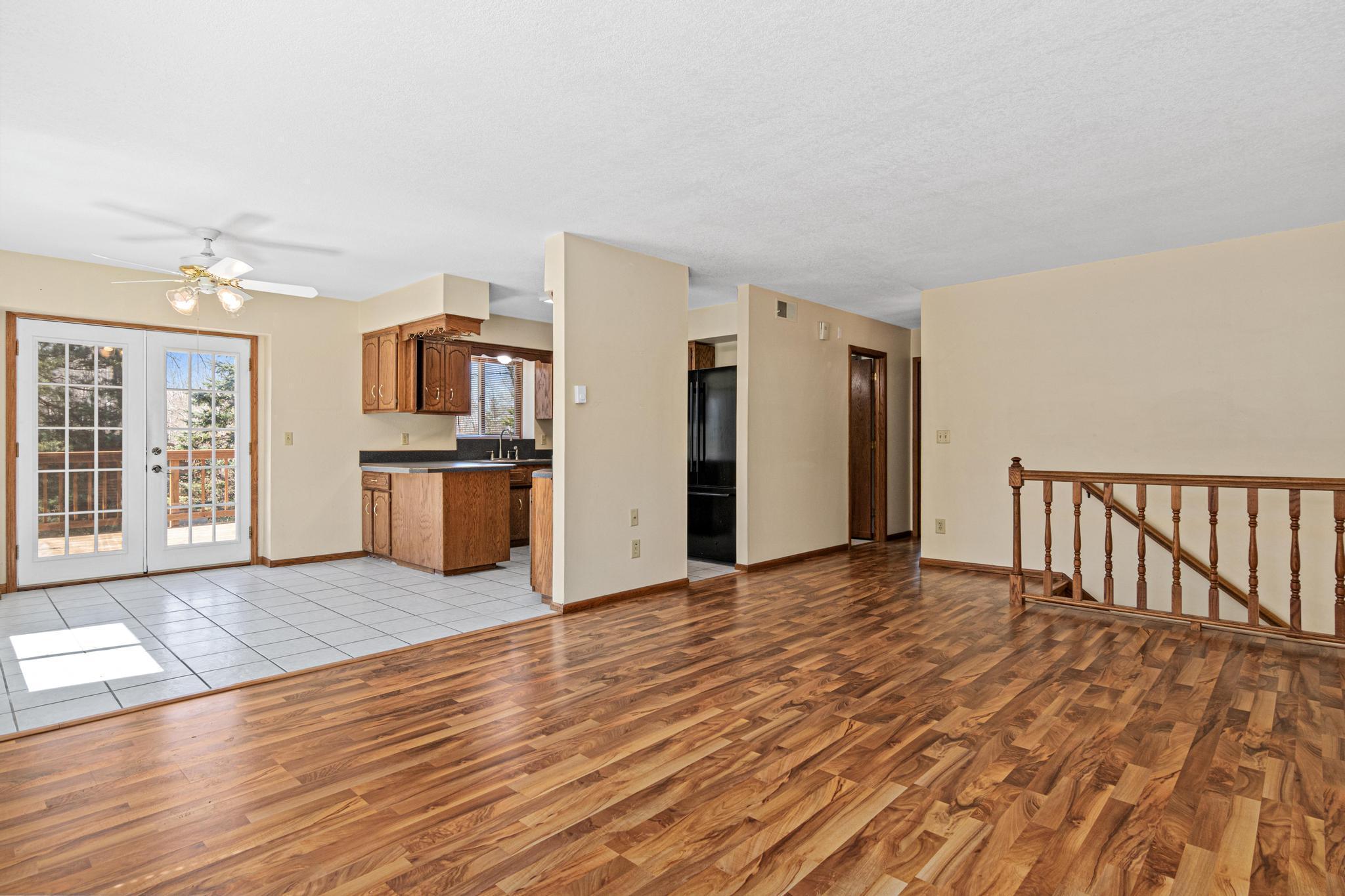 Kitch-Dining from Livingroom.jpg