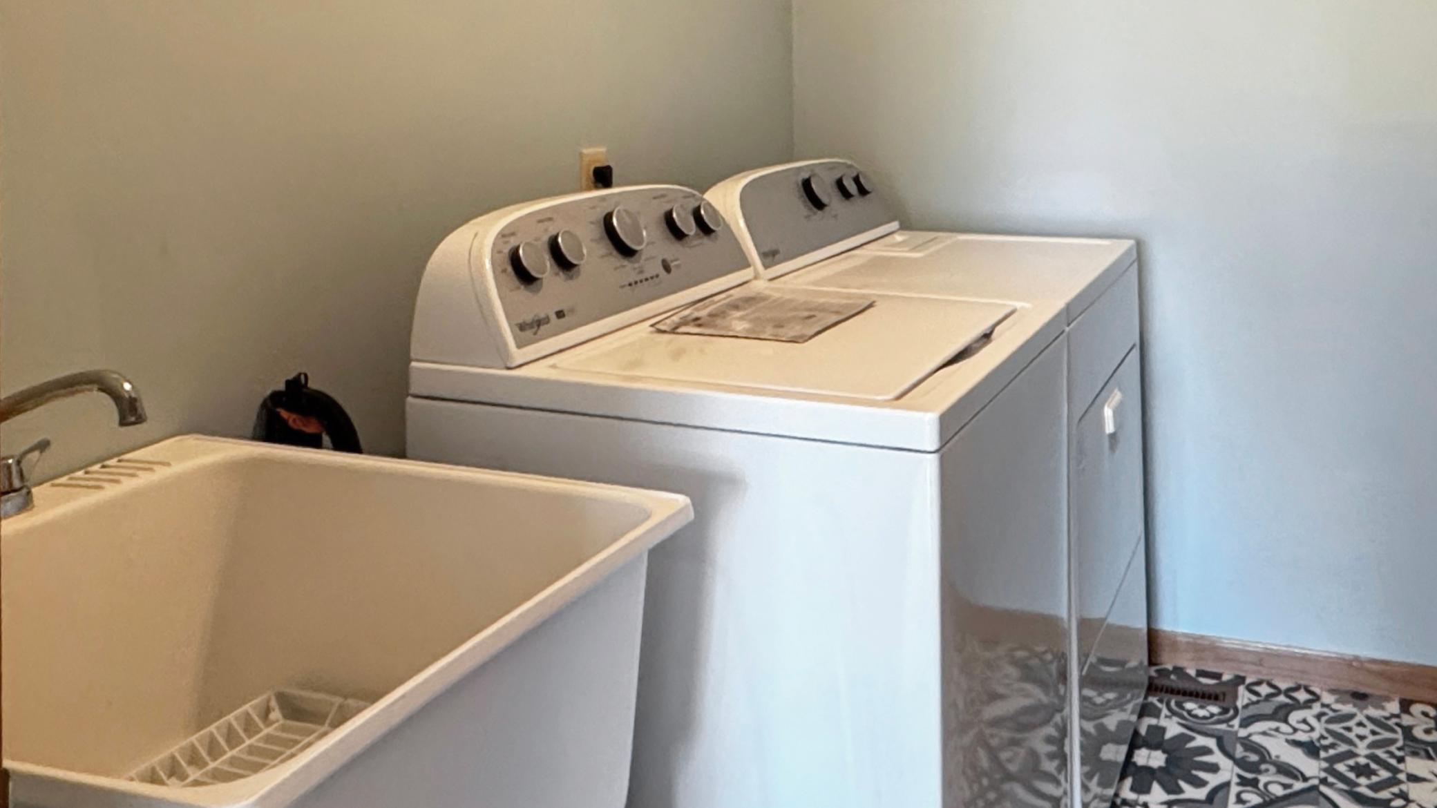 The laundry room with sink on the 2nd level with the bedrooms!