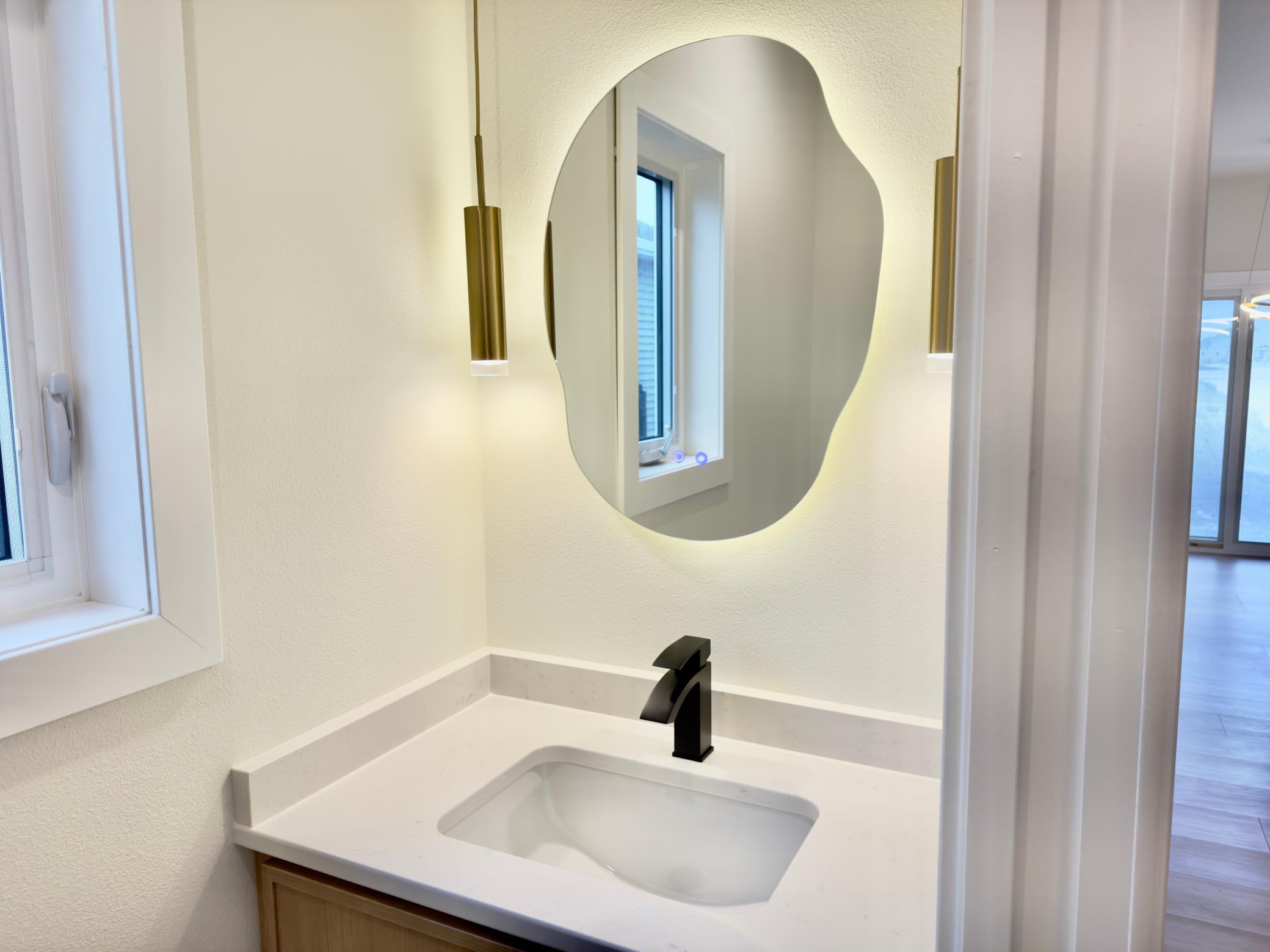 1st 1/2 Bath