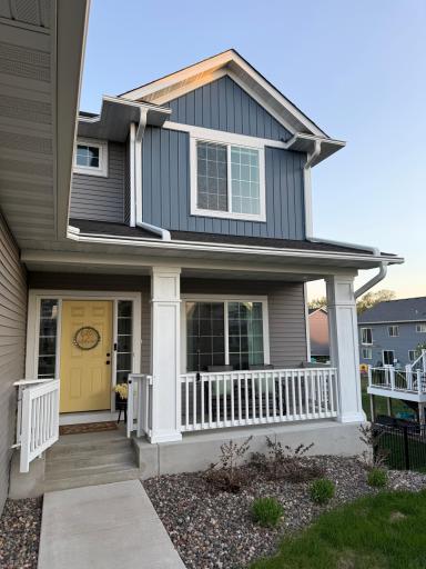 A 19' x 6' front porch adds warmth and charm to this home. Relax on the front porch while kids/grandkids play in the cul-de-sac.