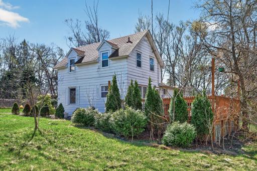 806 Monroe Street N, Hudson, WI 54016