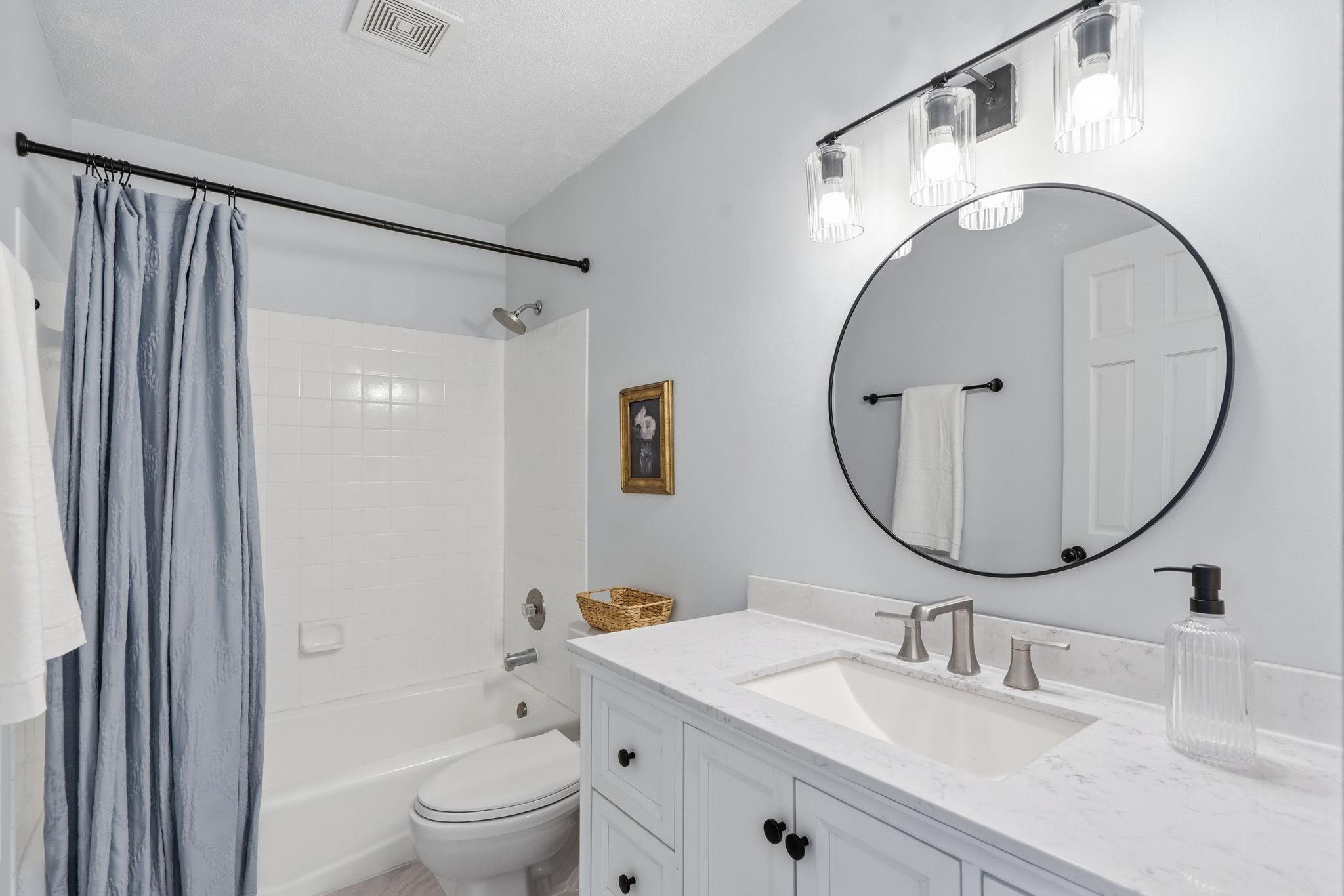 30-web-or-mls-6125 Creek View Trail-30.jpg