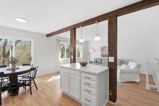 24-web-or-mls-6125 Creek View Trail-24.jpg