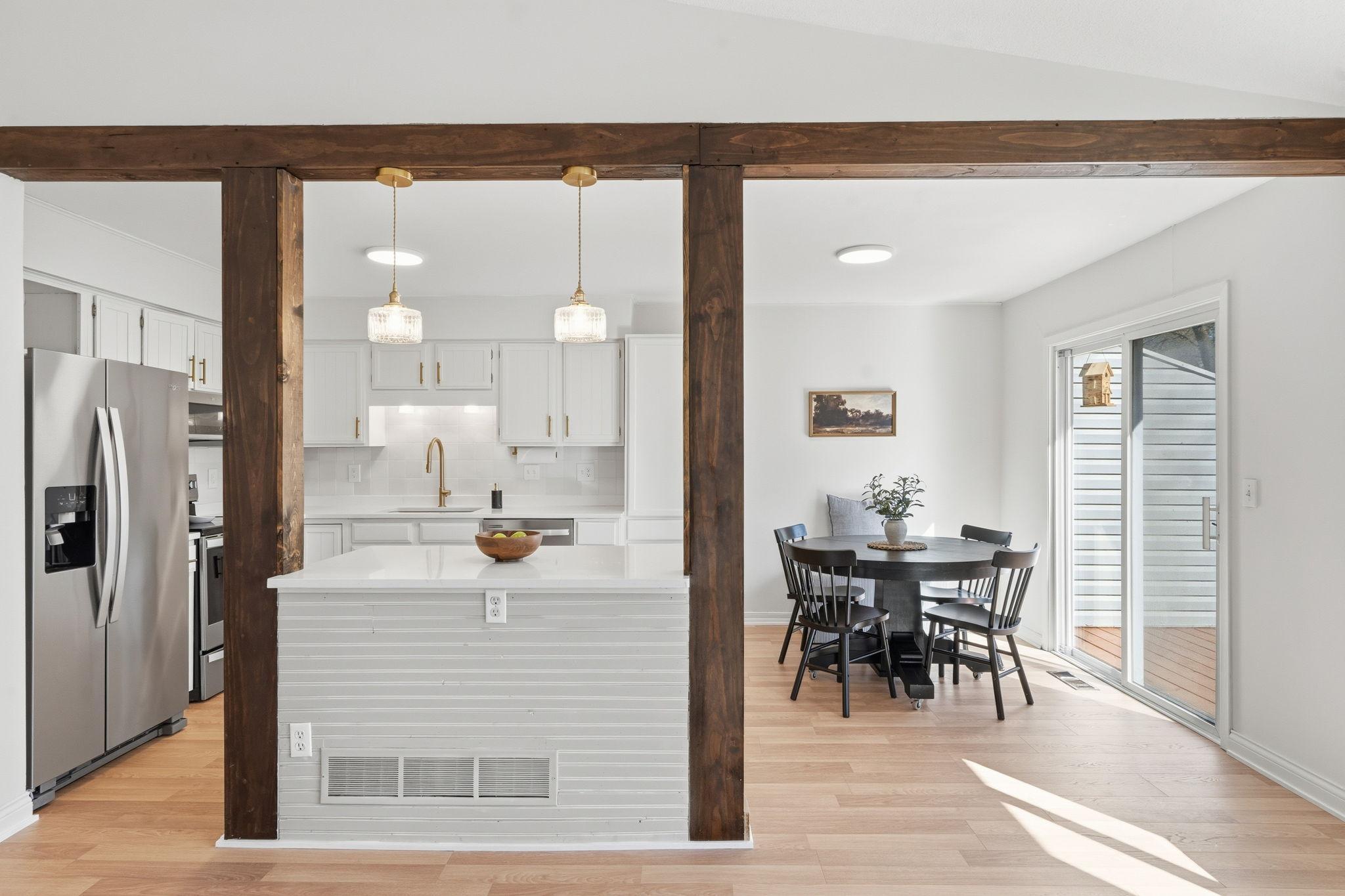 18-web-or-mls-6125 Creek View Trail-18.jpg