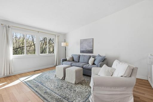 15-web-or-mls-6125 Creek View Trail-15.jpg