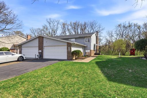 1-web-or-mls-6125 Creek View Trail-1.jpg