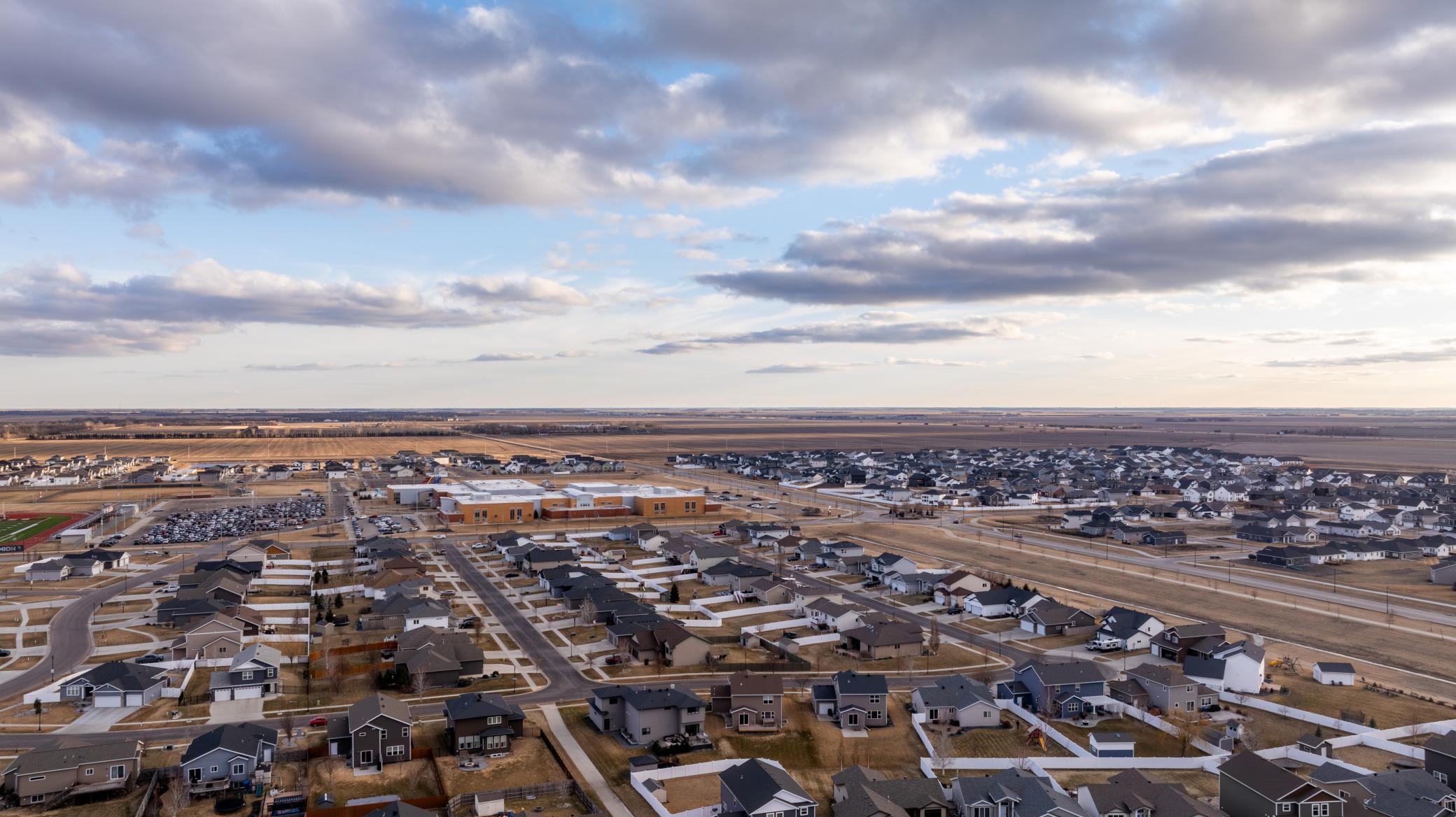 Amdak__6661 21st Street South Fargo ND_0034.jpg