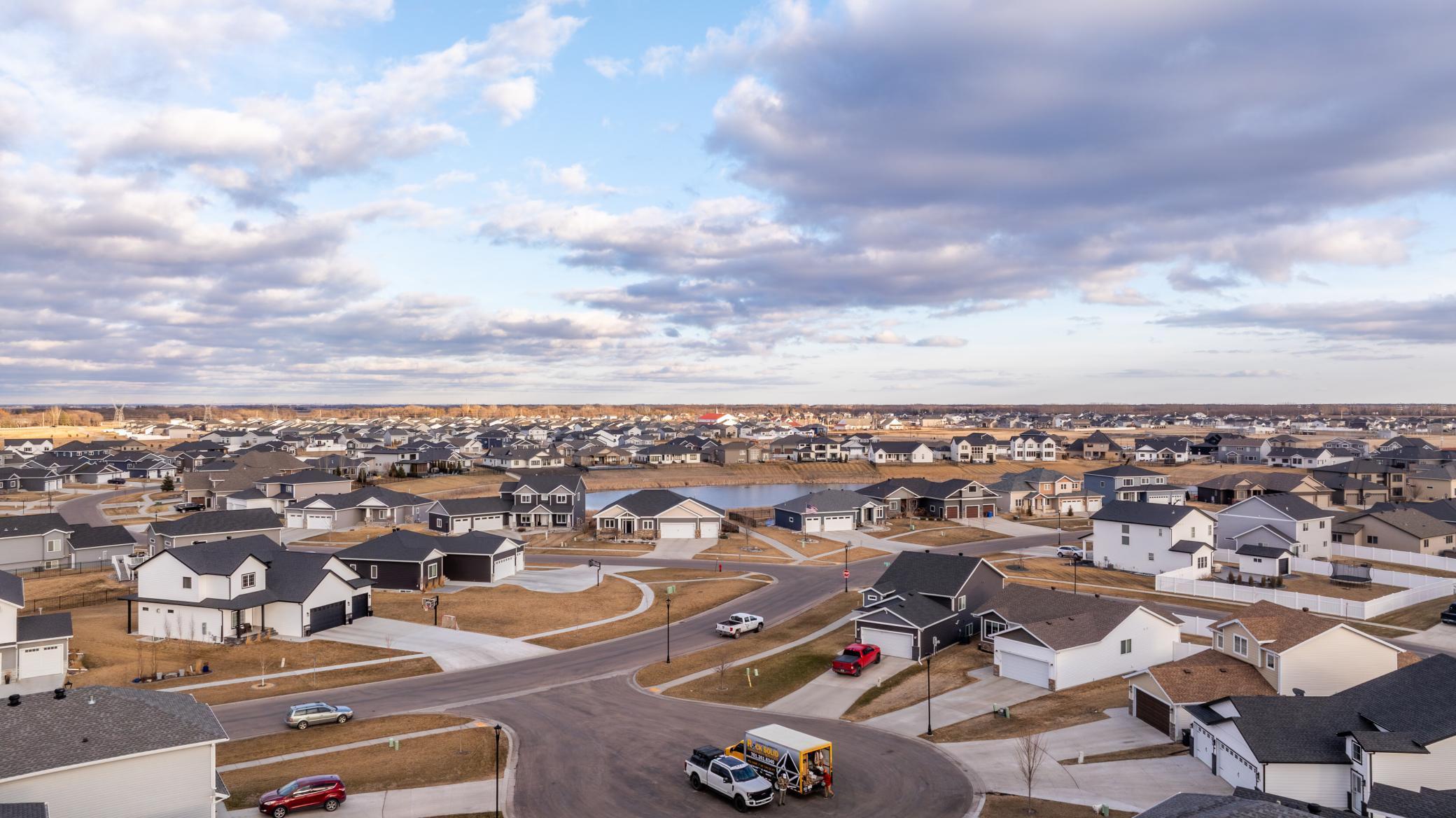 Amdak__6661 21st Street South Fargo ND_0033.jpg