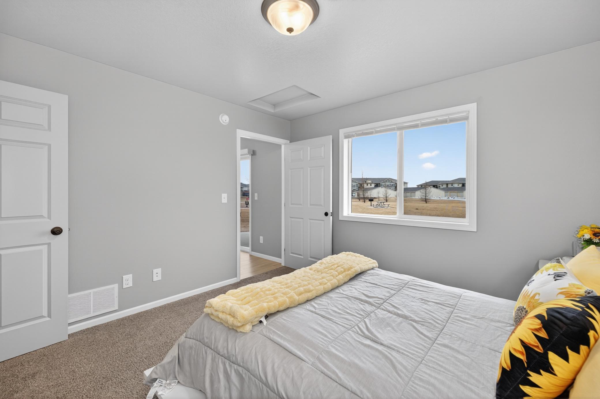 Amdak__6661 21st Street South Fargo ND_0020.jpg