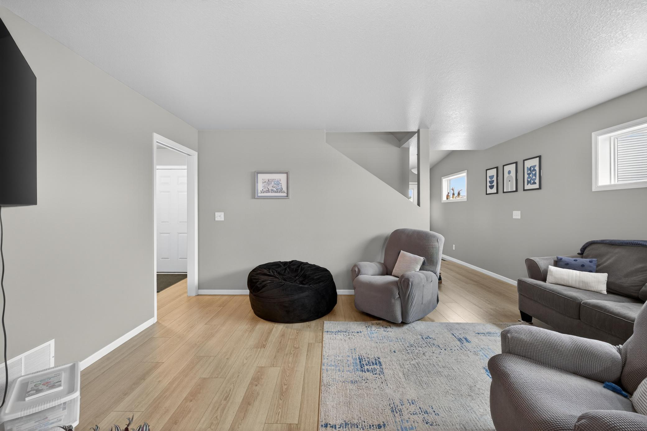 Amdak__6661 21st Street South Fargo ND_0016.jpg