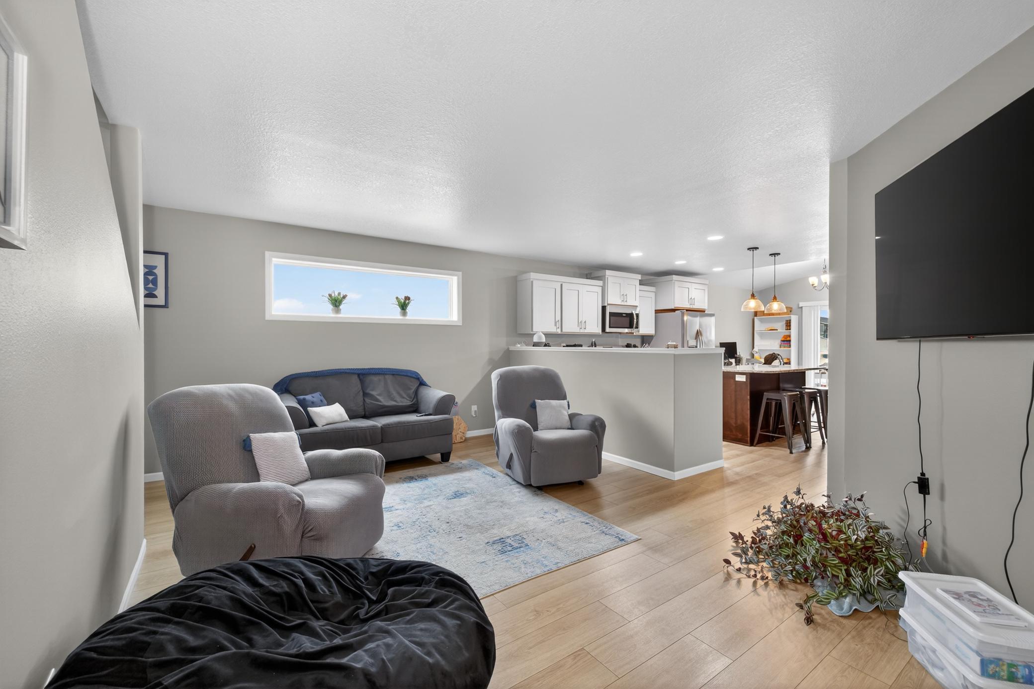 Amdak__6661 21st Street South Fargo ND_0015.jpg