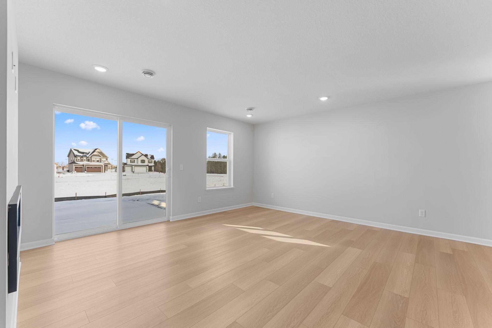 Similar model for illustration purposes