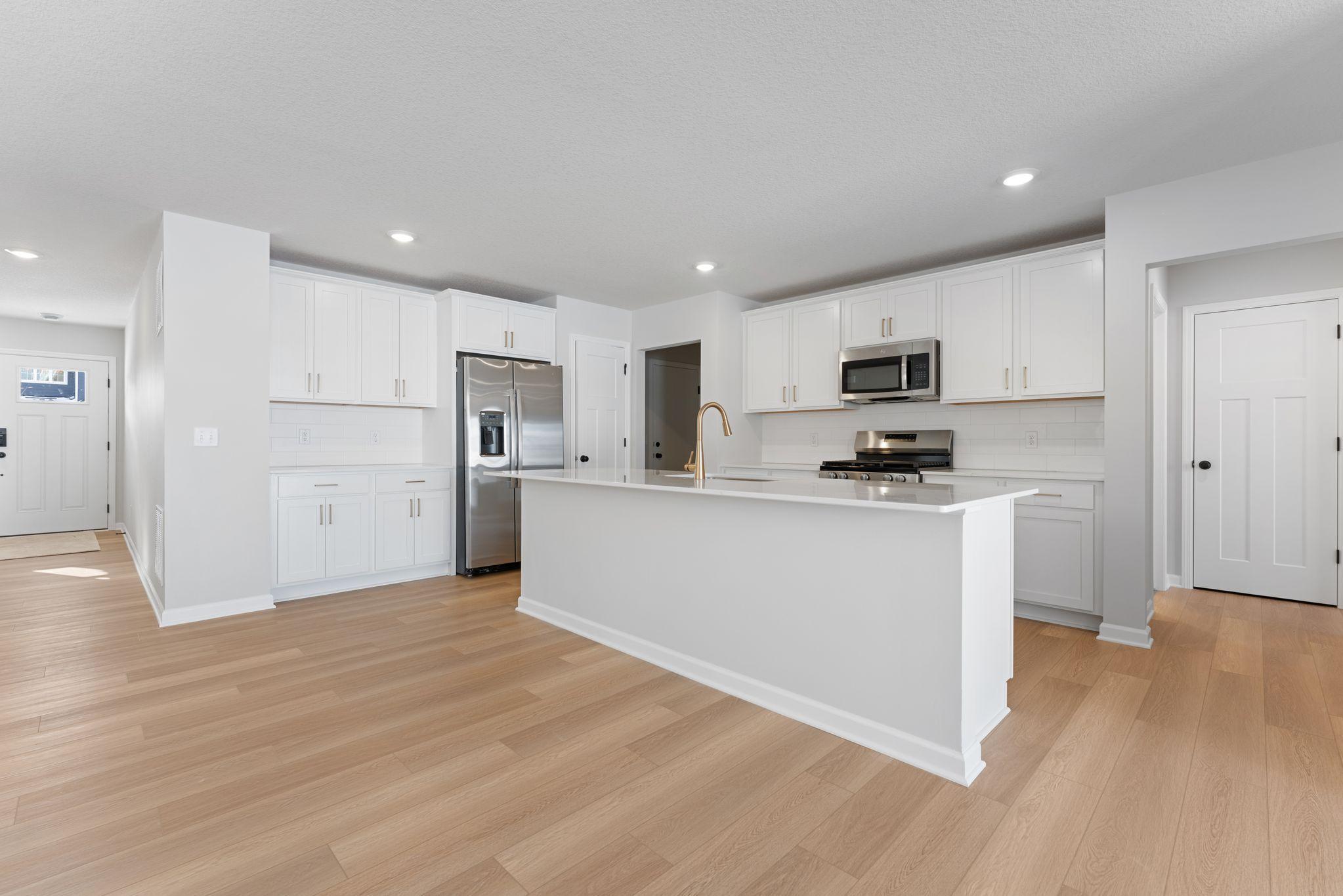 Similar model for illustration purposes