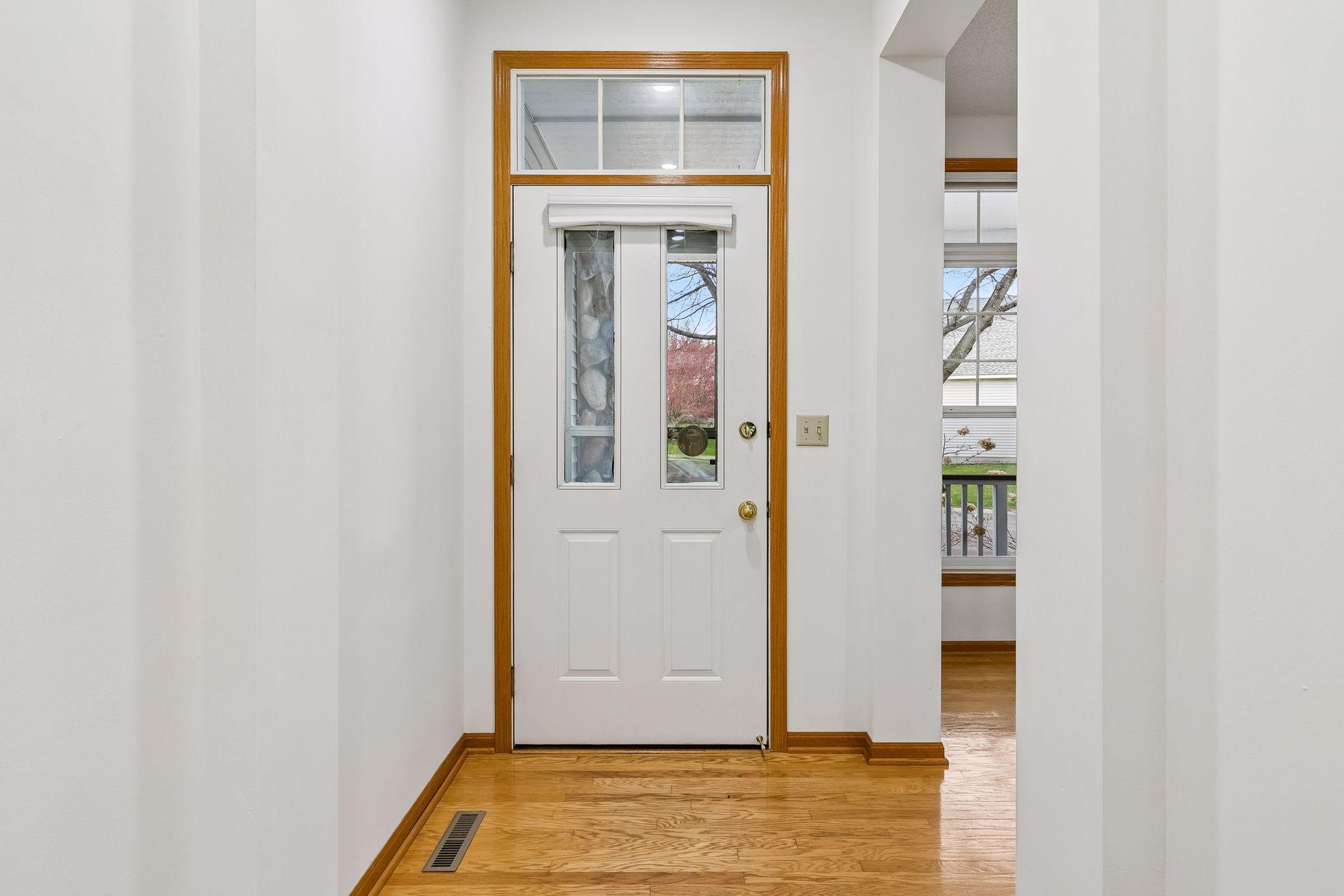 15156 Dundee Avenue - Spacecrafting - 0005.jpg