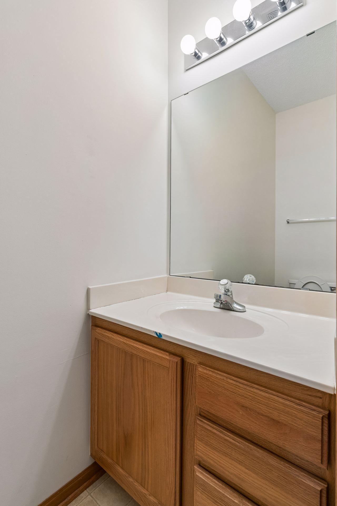 15156 Dundee Avenue - Spacecrafting - 0026.jpg