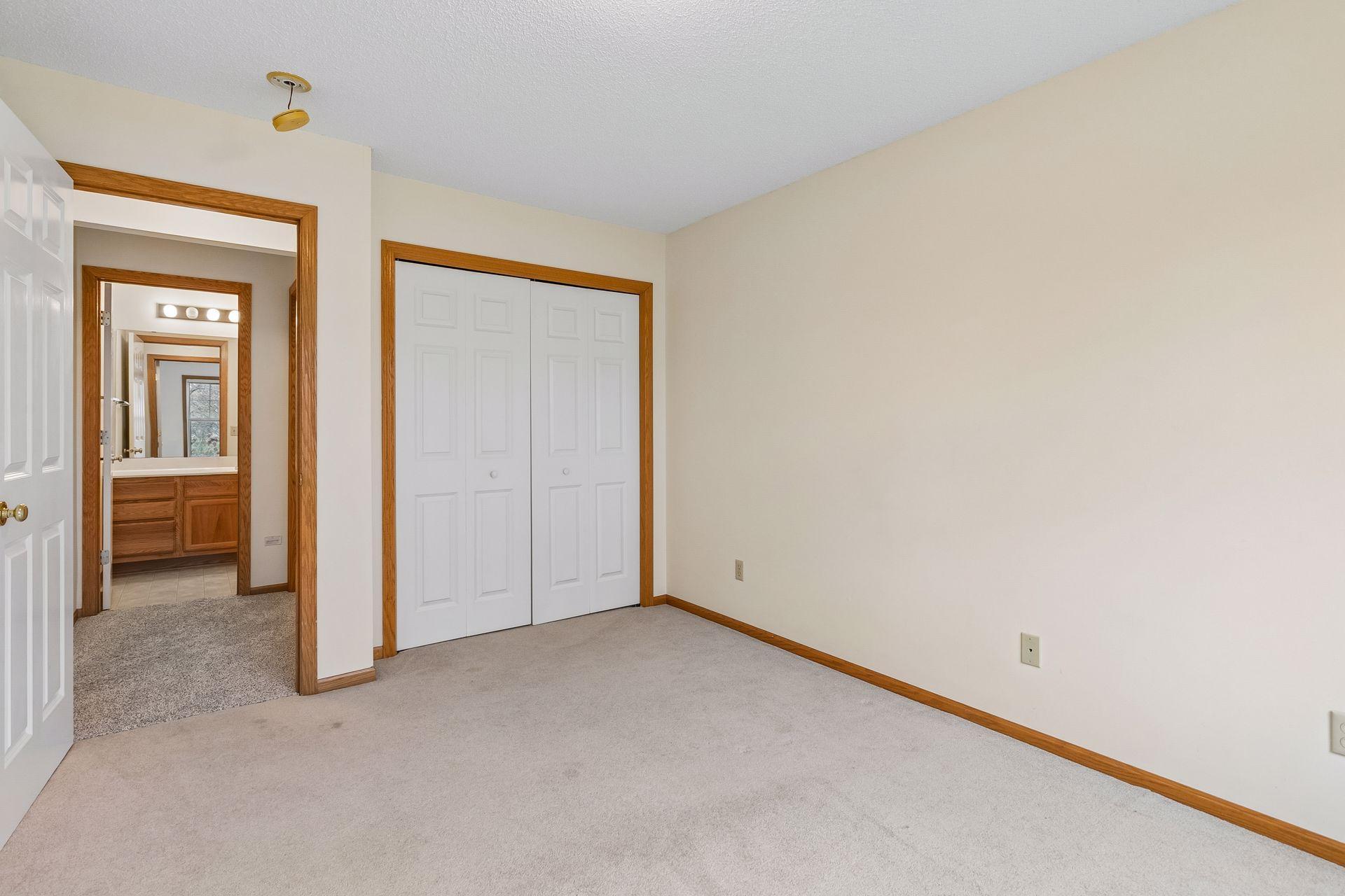 15156 Dundee Avenue - Spacecrafting - 0038.jpg