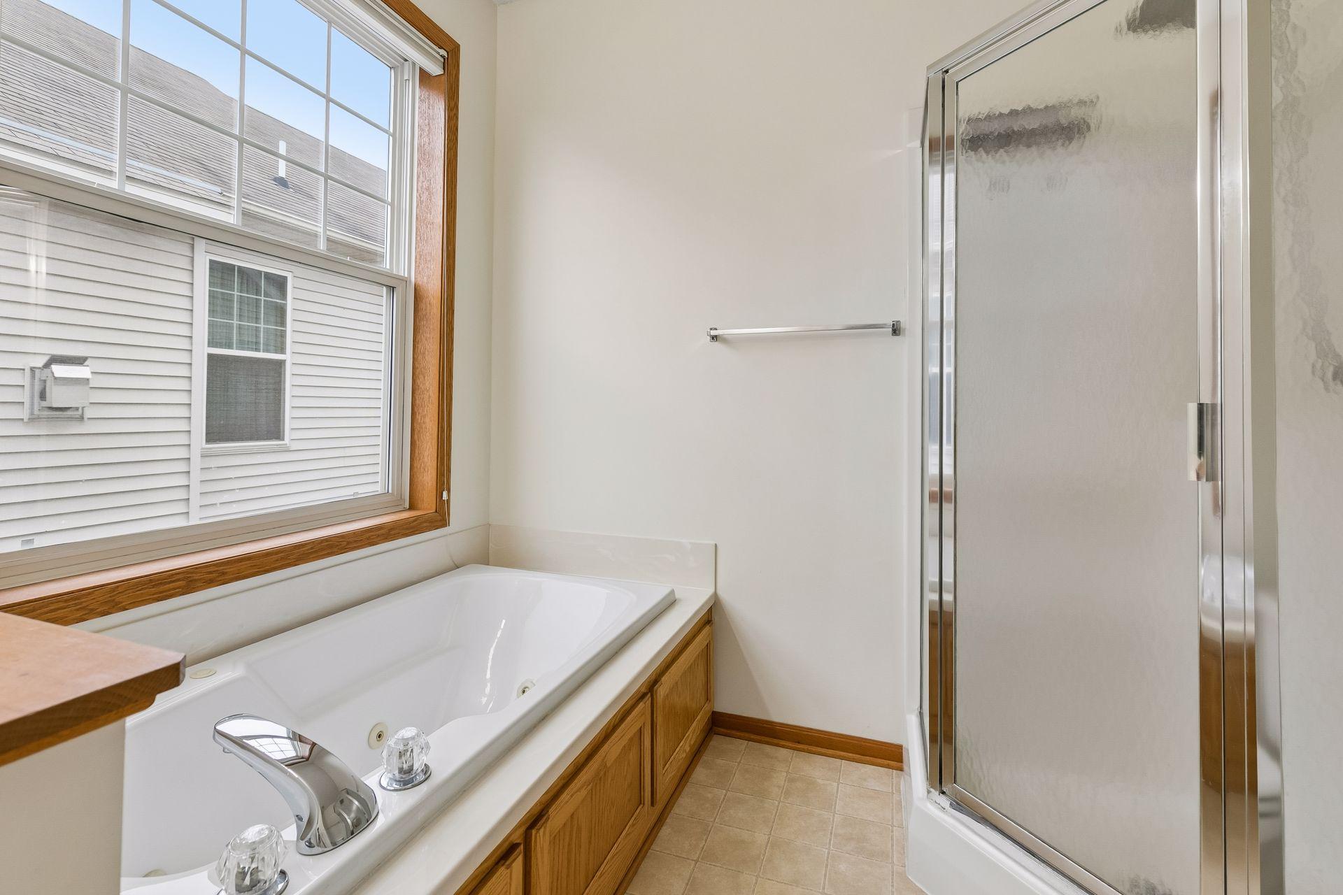 15156 Dundee Avenue - Spacecrafting - 0031.jpg