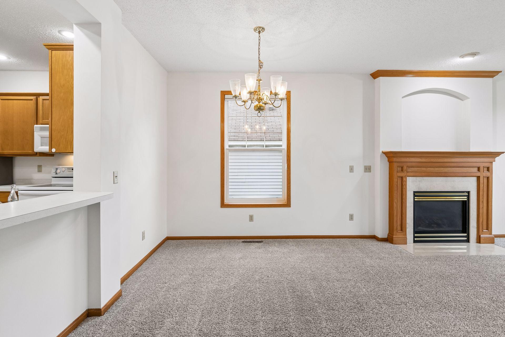 15156 Dundee Avenue - Spacecrafting - 0017.jpg