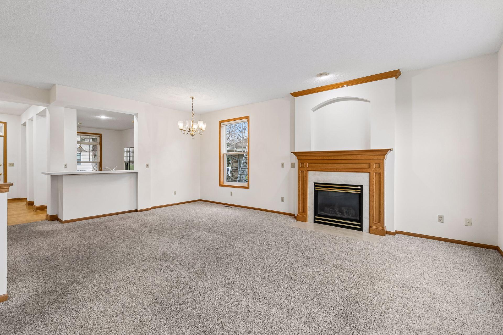 15156 Dundee Avenue - Spacecrafting - 0024.jpg