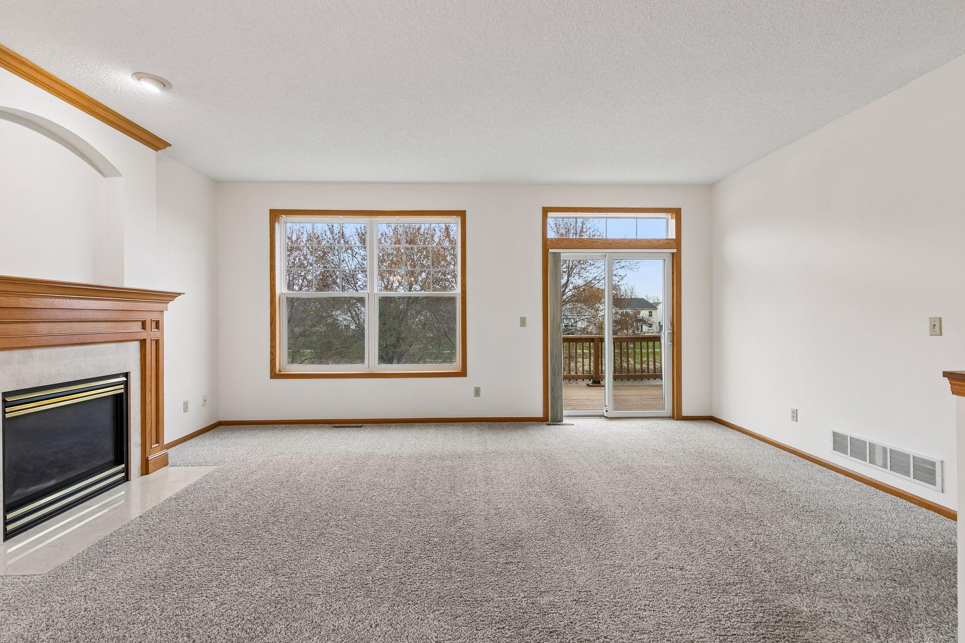 15156 Dundee Avenue - Spacecrafting - 0021.jpg