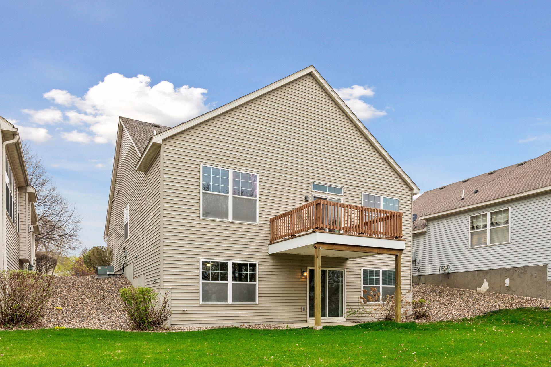 15156 Dundee Avenue - Spacecrafting - 0043.jpg