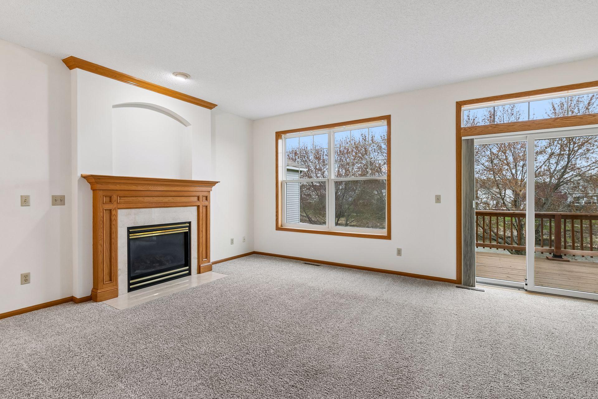 15156 Dundee Avenue - Spacecrafting - 0022.jpg