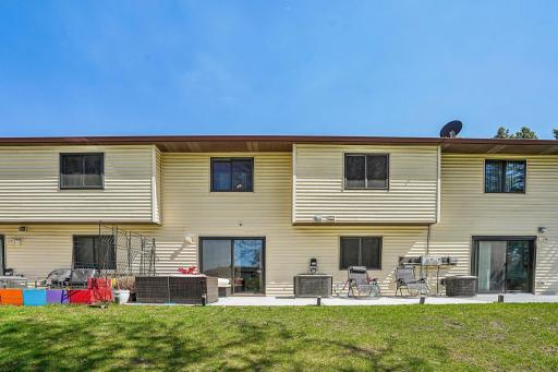 41-web-or-mls-134th St-S2204-041.jpg