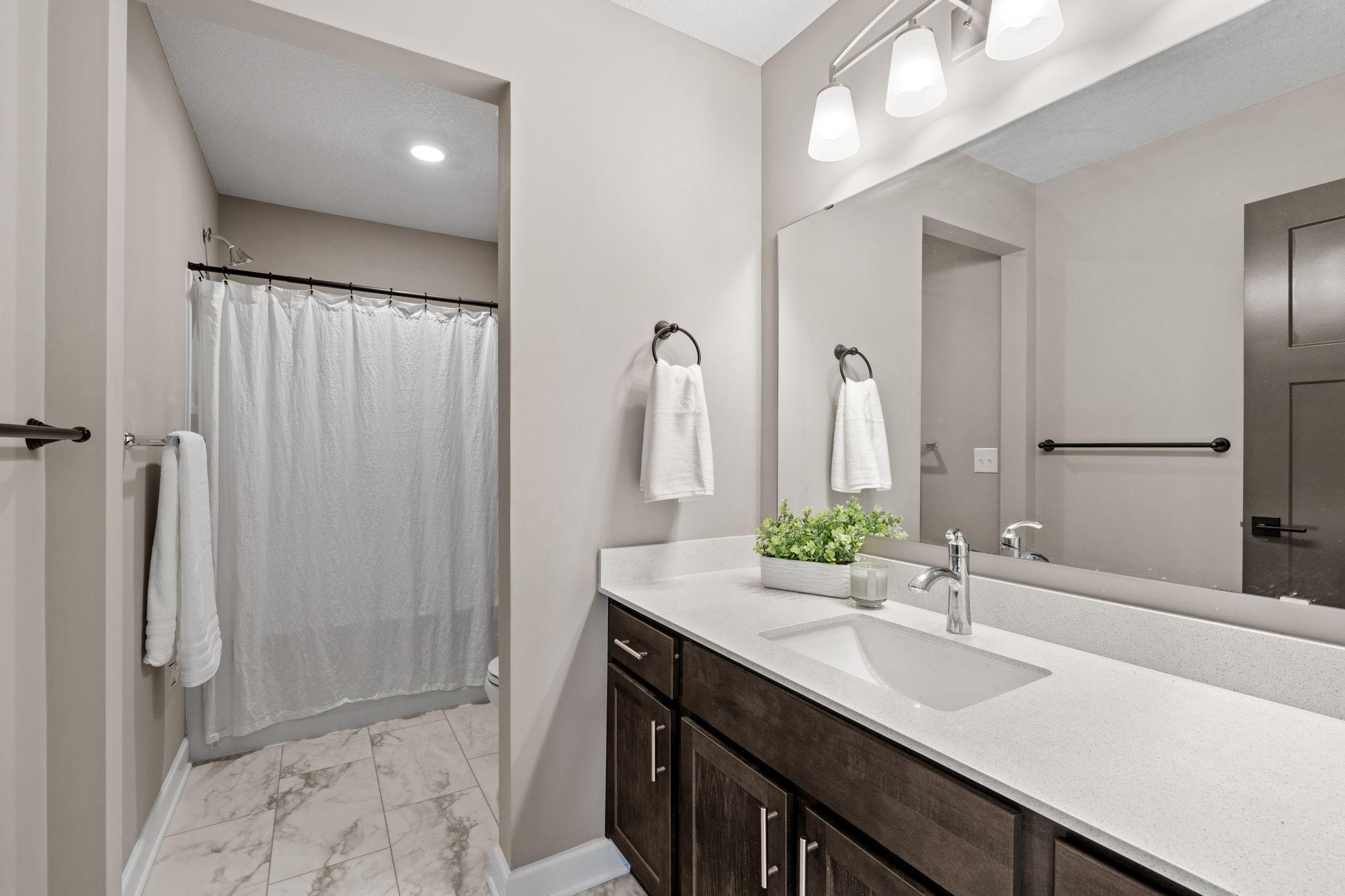 40-web-or-mls-13764 142nd Ave N-40.jpg