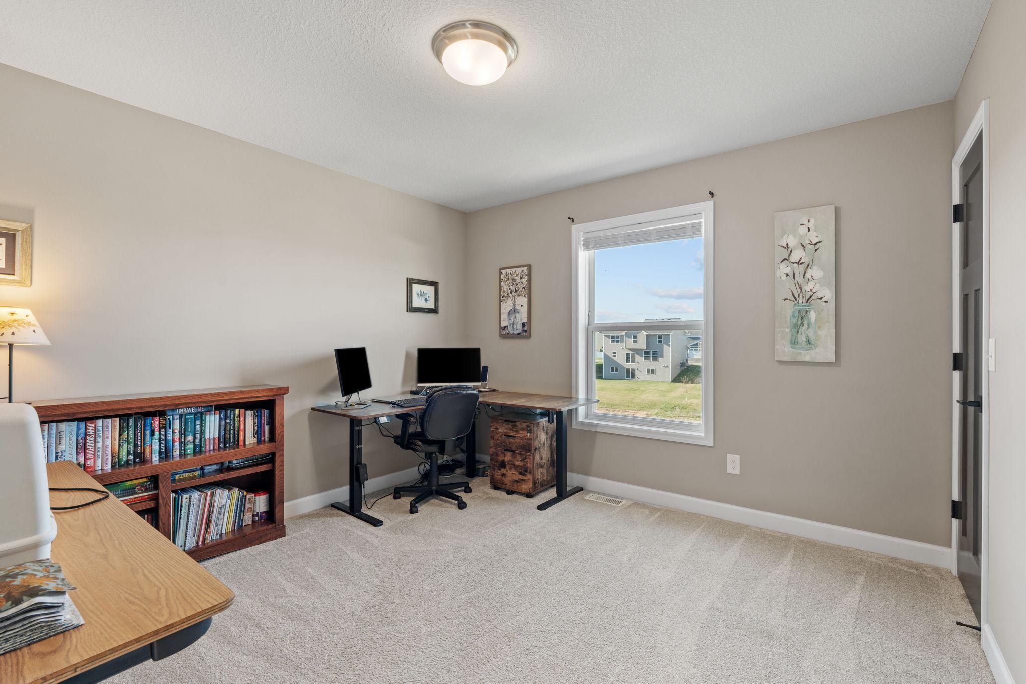 37-web-or-mls-13764 142nd Ave N-37.jpg