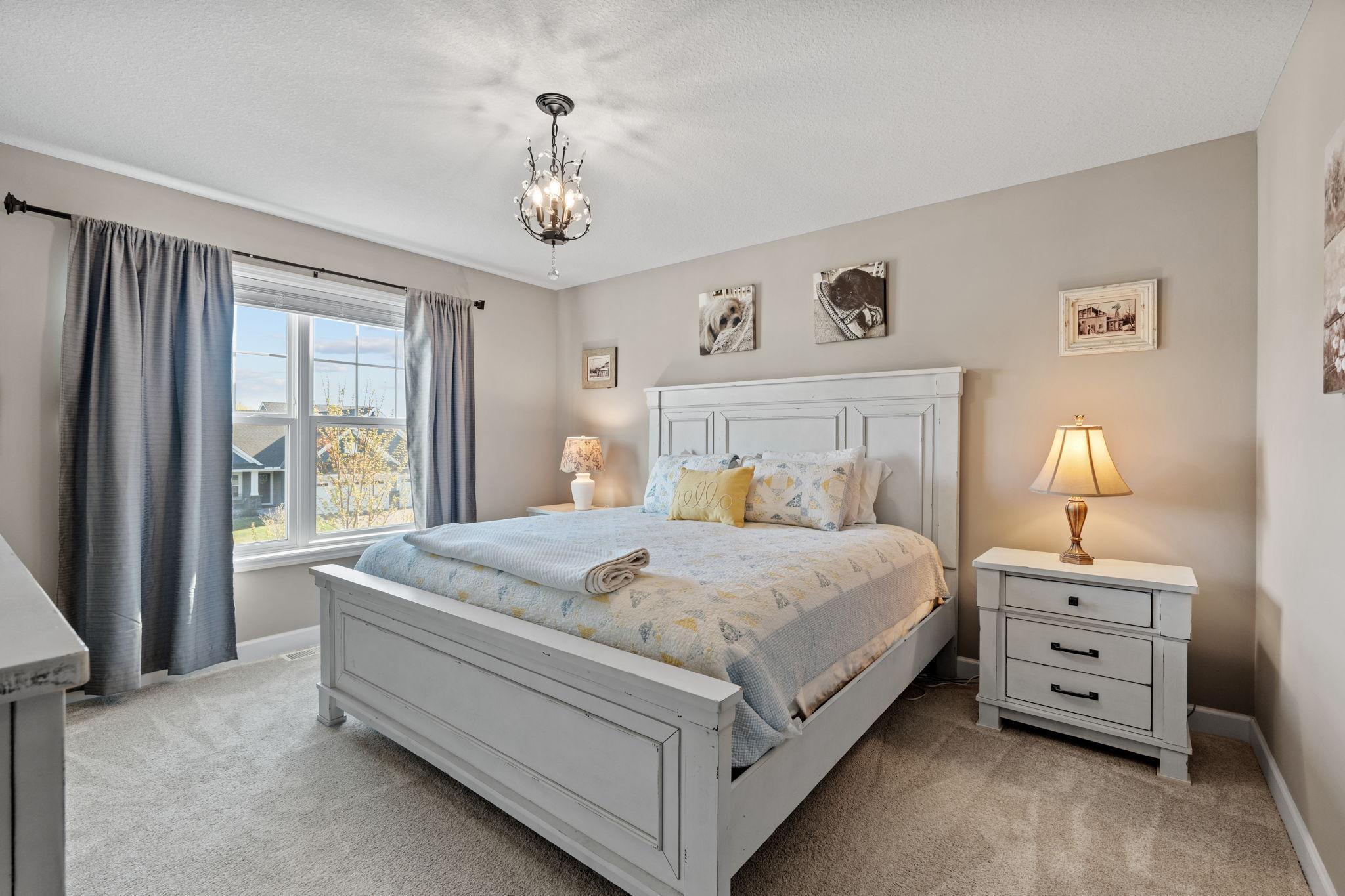 35-web-or-mls-13764 142nd Ave N-35.jpg