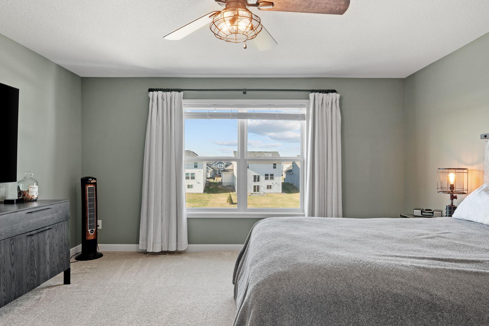 42-web-or-mls-13764 142nd Ave N-42.jpg